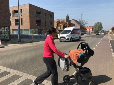 Zone 30 aan scholencampus met digitale borden - Beringen