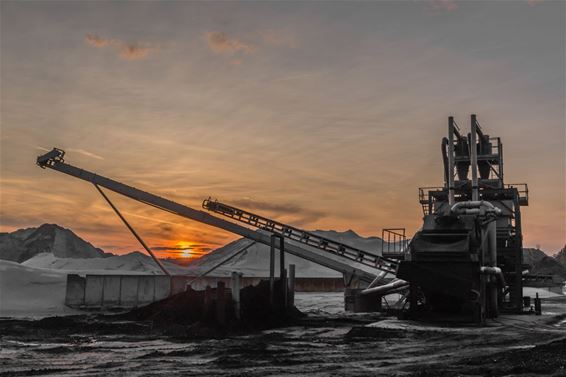 Zonsondergang aan de Hoeverdijk - Overpelt