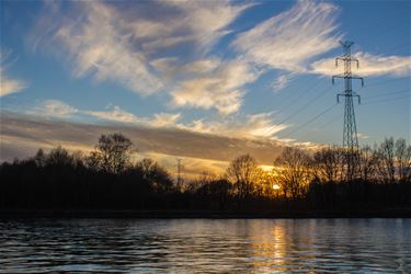 Zonsondergang aan het kanaal - Beringen