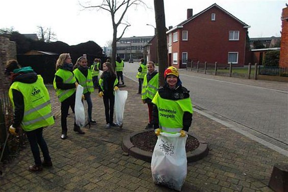 Zwerfvuil rapen voor zakgeld - Overpelt