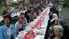 Beringen - Grote iftartafel op Eeuwfeestplein