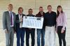 Lommel - Mooie cheque voor Special Olympics