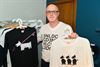 Beringen - Stef maakt straffe T-shirts met hondenprints
