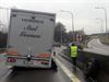Houthalen-Helchteren - Wiel van vrachtwagen breekt af