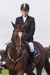Overpelt - Kelly Vanhoudt wint kerstjumping