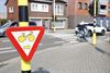 Pelt - Rechtsaf door rood voor fietsers