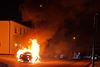 Beringen - Auto brandt volledig uit in Paal