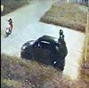 Lommel - Vandalen vernielen brommobiel