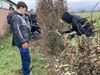 Bocholt - Leerlingen maken werk van haagvlechten