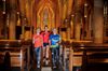 Lommel - Uniek: lopen door de kerk