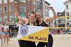 Lommel - Brons voor beachvolley-zusjes van Doren
