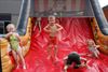Lommel - Springende kleuters in De Schommel