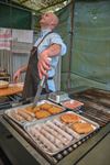 Lommel - De grootste buurtbarbecue van Gelderhorsten