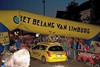 Lommel - Profronde (1): reclameboog zakt in elkaar