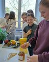 Peer - Les over bijen en honing proeven
