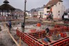 Overpelt - Ondertussen, op de Oude Markt...
