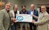 Lommel - Fifty-One Club 't Zand schenkt 3.000€ aan YOUNIQ