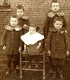 Neerpelt - Herinneringen: de kinderen Bloemen in 1914
