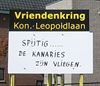 Lommel - Voetbaltranen in de Leopoldlaan