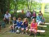 Houthalen-Helchteren - Grootouders picknicken aan de vijver