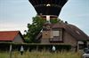 Neerpelt - Ma, er hangt een luchtballon voor het raam