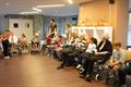 Kinderen dansen in WZC Sporenpark