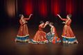 Kleurrijk dansspektakel in De Adelberg