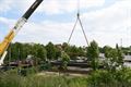 Spoorwegbrug terug op haar plaats