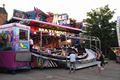 Bomvolle terrassen bij Paal kermis