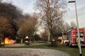 Zitbanken in stadspark in vlammen opgegaan