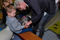 Kinderen leren omgaan met honden