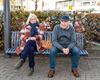 Samen op een benkske op het Marktplein