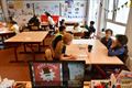 Kinderen spelen uniek kermisspel