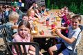 Lekkere frietjes voor Koerselse schoolkinderen