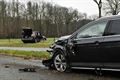 Politievoertuig crasht in Paal