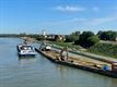 Ondertussen, aan de brug van Beringen