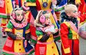 Carnavalsstoet centrum lokt weer grote massa