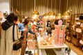 Aanschuiven voor opening The Fashion Store