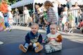 Snoepjes rapen op kermis Kattenbos