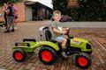 Kinderkruiwagens en tractoren voor 't Groeiveld