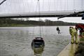 Auto in kanaal in Tervant