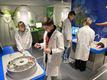 Jongeren experimenteren in XperiLAB