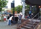 Salim Seghers zorgt voor muziek op het terras