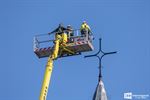 Toren Sint-Pietersbandenkerk weer compleet