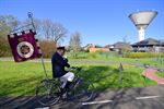 Neanias komt terug met een velofanfare