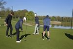 Jongeren verzamelen bij Millennium Golf