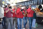 Muzikale zonneschijn op de markt: Brassed Up