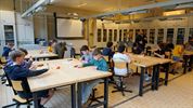 Experimenteren tijdens tweedaags STEM-kamp