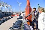 Minister De Ridder op bezoek bij Ciner Glass