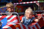 Zonnige kermissfeer in Holheide lokt veel volk